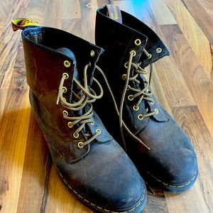 Men’s Dr. Martens - Size 12, like new!